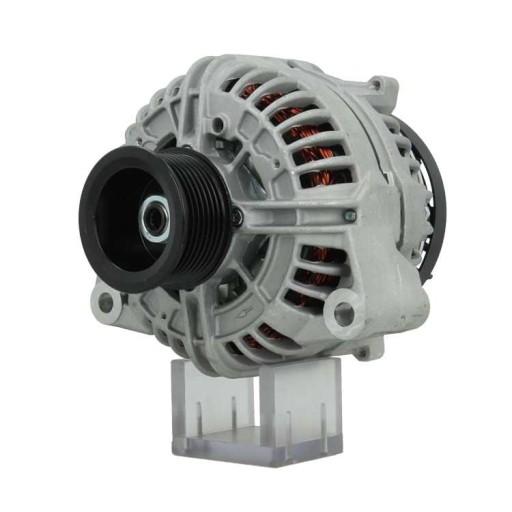 635.520.200.014 - Новий генератор джон дир 200а