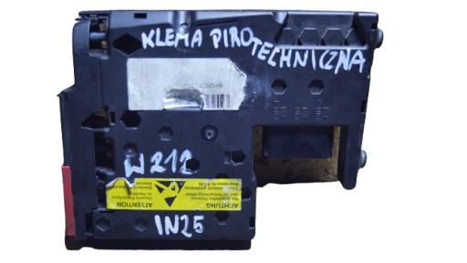 MERCEDES W212 Клема плюс піротехніка