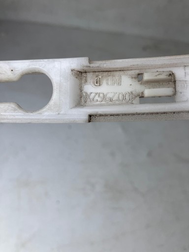 bumper bracket left rear part CITROEN C4 II B7 1002962X
