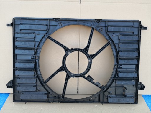 8W0.121.207 C22690-10 - AUDI A4 b9 8W0 A5 F5 Q5 корпус вентилятора передній