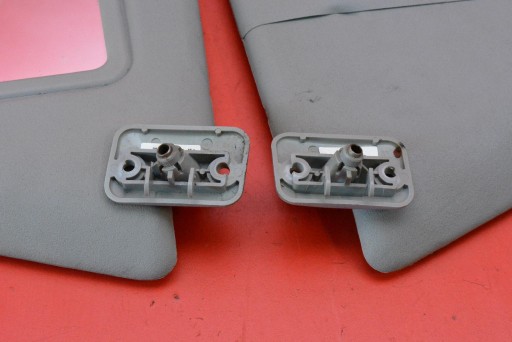 Blende Abdeckung PRZECIWSLONECZNA EU 13113042 OPEL ASTRA 3 III H 04-07