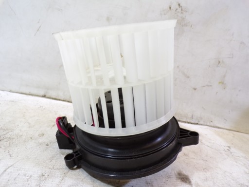 tOPENÍ klími ventilátor FORD FIESTA 5 V FUSION 34261 NRF novy