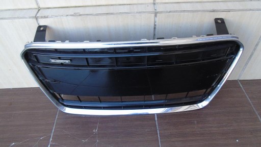 420853651 - Решітка AUDI R8 420 QUATTRO 13-15 OE