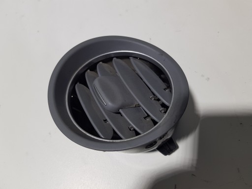 2308300254 - Решетка вентиляционного отверстия правой консоли MERCEDES SL R230