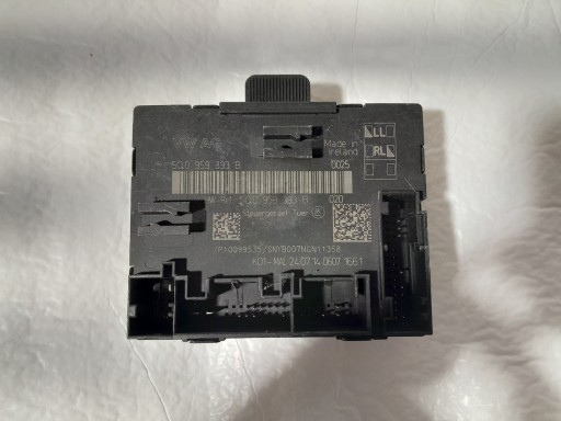 AUDI A3 8V module control unit door 5Q0959393B