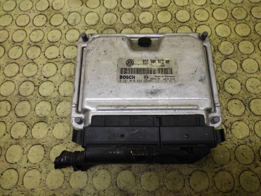 VW POLO IV 1.9 SDI Bedienteil DES MOTORS 0281010658