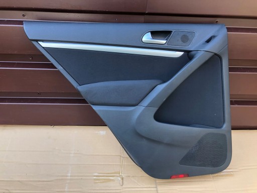 TIGUAN LIFT side upholstery left rear part EUR 0011