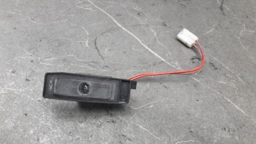 A1669063503 лампа левого зеркала mercedes benz