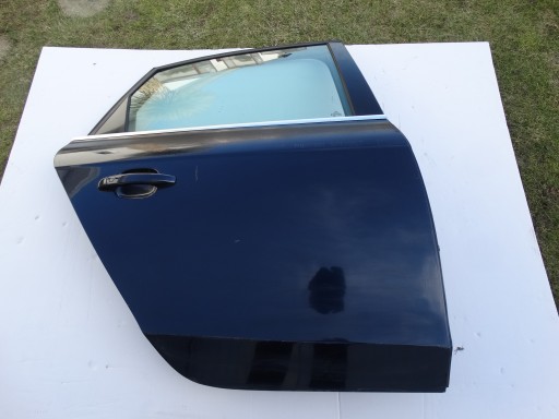 AUDI A4 B8 sedan 08-15 door right rear part rear. right LZ5A GRANATOWE