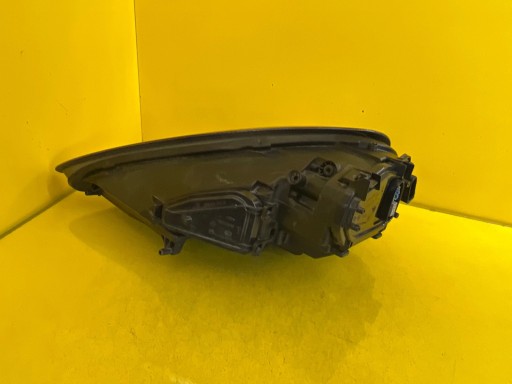 light right PORSCHE PANAMERA 970 09-13 XENON 970631058