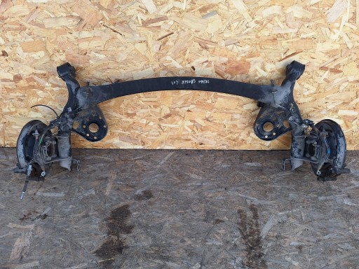 VAV5064 - Балка підвіски заднього моста toyota urban cruiser 4x4