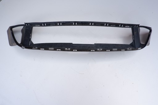 BMW F10 F11 решітка бампера 8049347