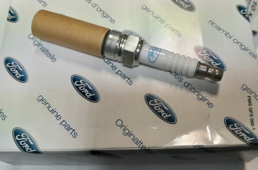 Свеча зажигания ford oe 1802090 1.5 ecoboost комплект оригинал ds7g12405ba