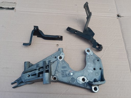059130147J - Лапа крепление ТНВД AUDI A6 C6 2.7 TDI