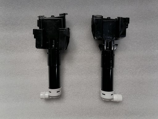 85207-42040 - Шайба лампы фары правая Rav 4 III 09-12