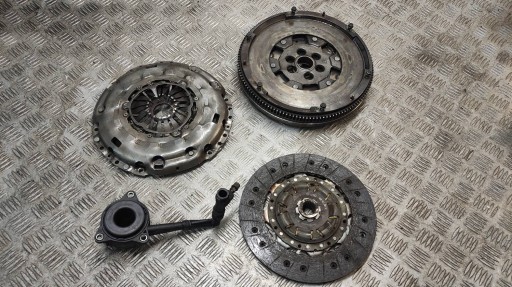 wheel flywheel disc pressure plate LOZYSKO OPOROWE SKODA OCTAVIA II RS