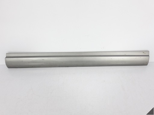 MASERATI LEVANTE M161 16-24 inferiore modanatura copertura GREMBIALINA per PORTA Portiera Destro Anteriore