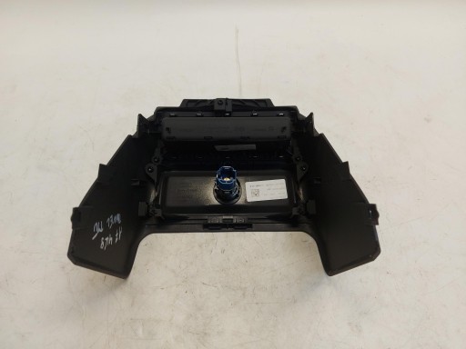 Audi A7 II 4K8 4M0 TFSI Blende Abdeckung Gehäuse TUNELU heck 4K0863440A