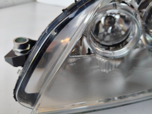 light left REFLEKTOR MERCEDES C-KLASA W204 07-10 XENON