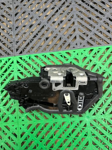 lock door rear BMW 3 G20 G21 7445045