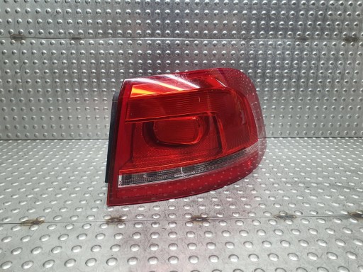 light right rear part 3AF945096C VW PASSAT B7 KOMBI EUROPA