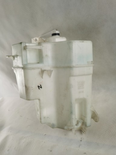 06085-511 - LEXUS NX БАЧОК ОМИВАЧА 060851-511