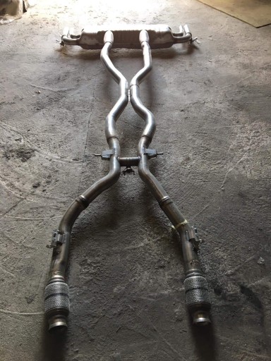 Выхлоп W167 AMG GLS 63 AMG V8 A1674908200 новый