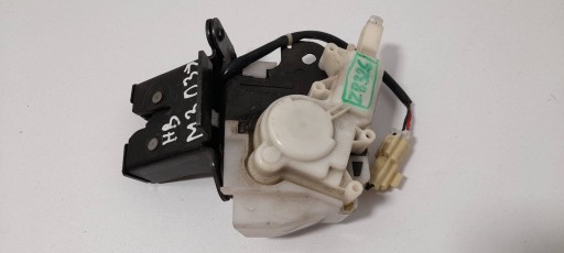 Mazda 3 BK lock bonnet boot B6701 (ZB326)