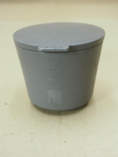 КОРОБКА ДЛЯ ХРАНЕНИЯ ПЕПЕЛЬНИЦА ЗАДНЯЯ NEW BEETLE 1C0857961C