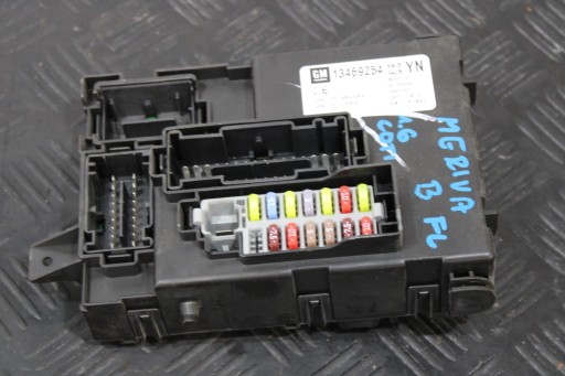 boîte à fusibles module BSI BCM 13469254 OPEL MERIVA B LIFT 1.6 CDTI