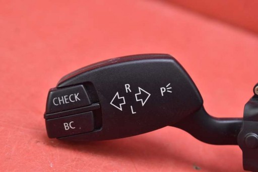 MANETKA Bouton Indicateurs de direction 6951349 BMW E63 03-07