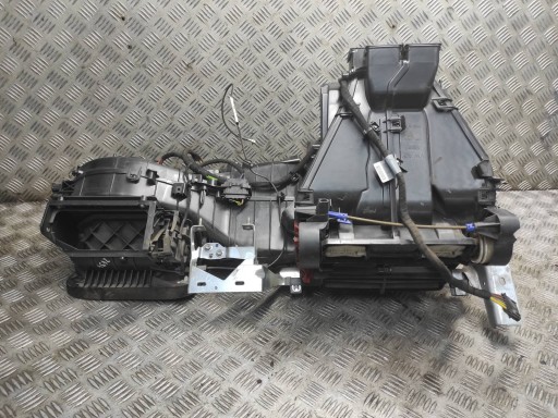 995779PH - КОРПУС НАГРЕВАТЕЛЯ ВОЗДУХОДУВКА CADDY III 2.0 SDI