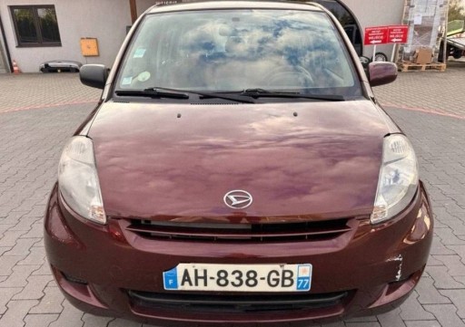 Daihatsu Sirion II 2 M300 M3 cofano Coperchio PORTELLONE POSTERIORE COFANO Motore 04-10 R56