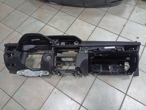 dashboard instrument panel console Mercedes-Benz E-Class W212 2011rok USA