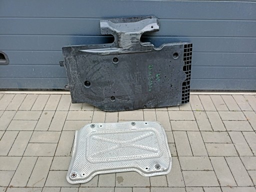 Audi Q3 1.4 E-tron cover below tank Adblue