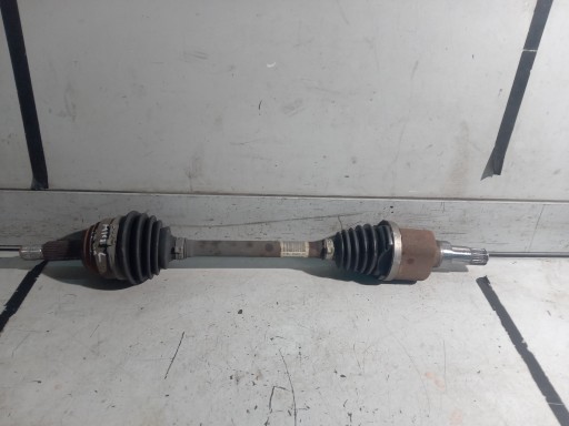 H1B5-3B437-FF - FORD FIESTA MK8 ПІВВІСЬ ЛІВИЙ H1B5 - 3B437-FF 1.0 EB