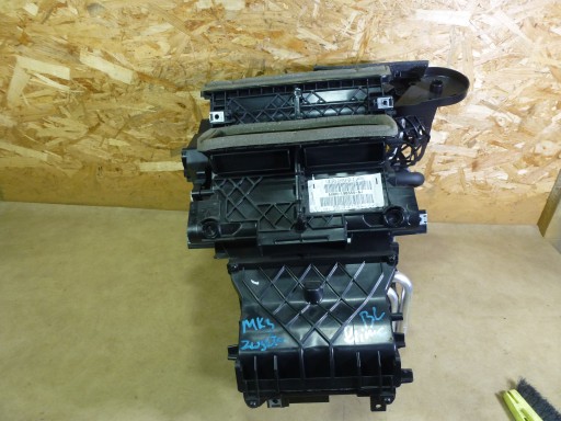 ФОКУС MK3 НАГРІВАЧ AV6N19B555AJ