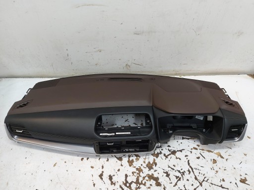 Nissan X-TRAIL T33 IV 2023 cockpit dashboard instrument panel pulpit dashboard UK RHD