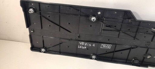 Toyota Yaris IV XP21 cover chassis left 58166K0010 (YA12)