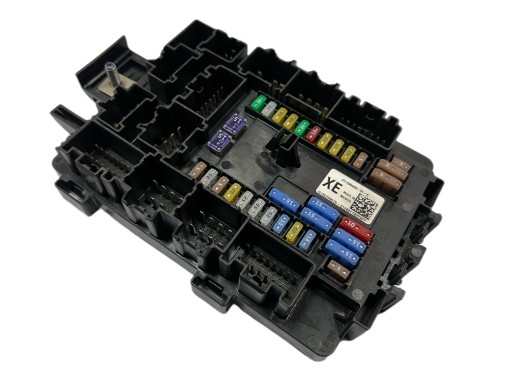 Блок предохранителей tesla x 1094409-01-e xe новый