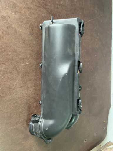 9805379480 - КОРПУС ВОЗДУШНОГО ФИЛЬТРА CITROEN PEUGEOT 1.6 THP