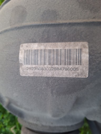 Mercedes-Benz W212 2,2 2123508303 differential diff