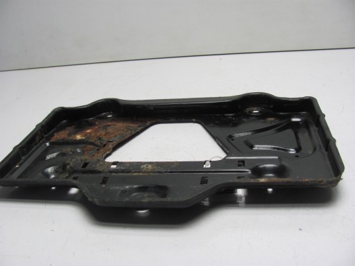 Мерседес W124 Акумуляторна база