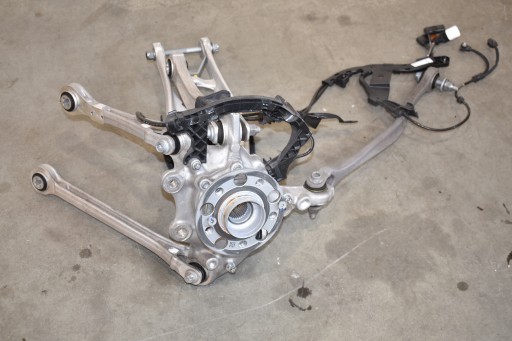 IDEALNE sususpension rear part rear. left MERCEDES W206 C63 1