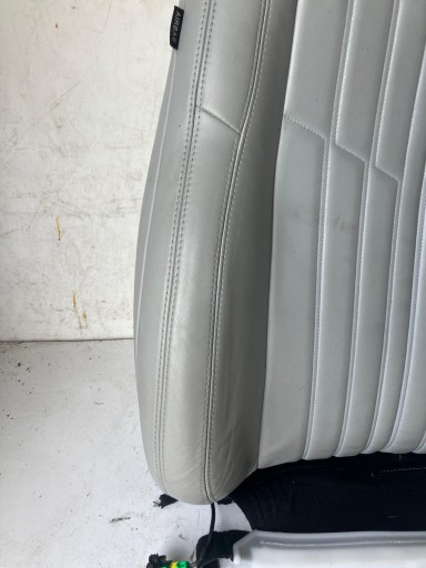 OPARCIE seat of the passenger right front PEUGEOT 308 T9 GRZANE JASNA leather