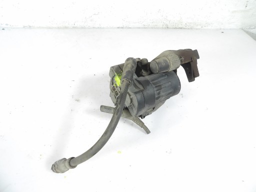 AUDI A3 8V 2.0TDI caliper brake rear part right electrical