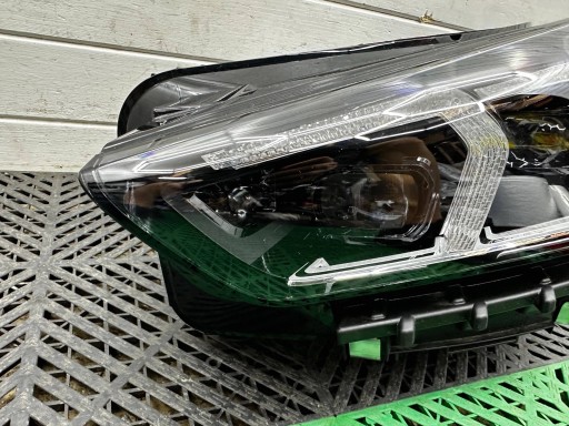 light front side left BMW X1 U11 5A9A227