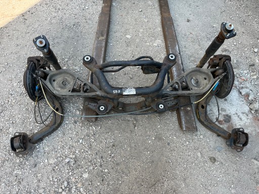 3413252 3413251 - Підвіска балка візок задні поперечні важелі bmw x3 e83 lift 2.0 d 177 км n47 комплект