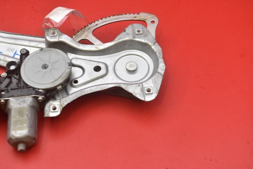 window regulator right rear part 69830-0F040 TOYOTA VERSO 1 and 09-13
