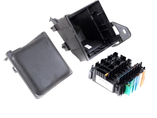 240110510R - Блок предохранителей laguna iii latitude